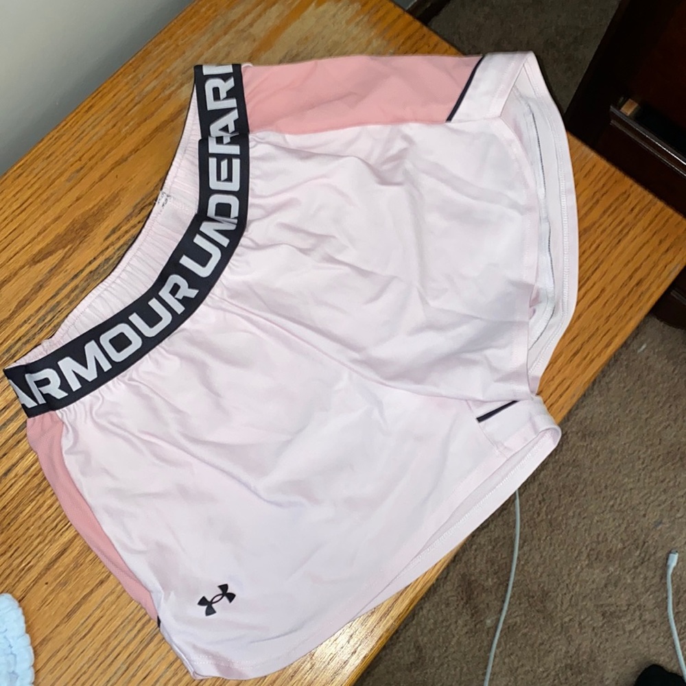 Various under armour shorts